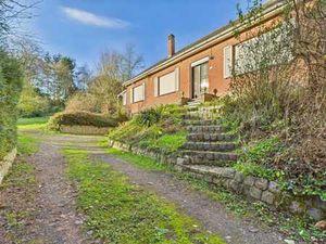 BUNGALOW A RENOVER 3CH + GRENIER AMENAGEABLE 60m2 + GARAGE