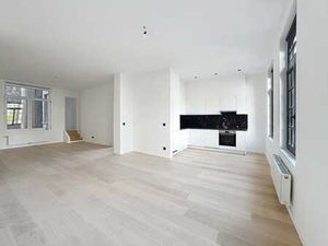 CHATELAIN - Superbe appartement 2 chambres + bureau