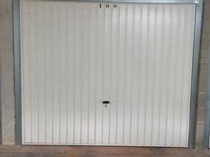 Garage fermé securisé en sous sol