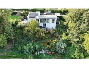 Maison contemporaine - vue dégagée!