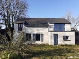 AV petite maison à la campagne