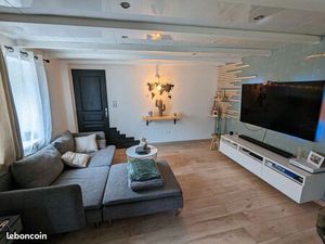 Maison dans un petit village très calme