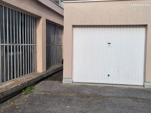 Vend Garage quartier malherbe