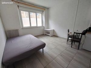 Studio 1 pièce 24 m²