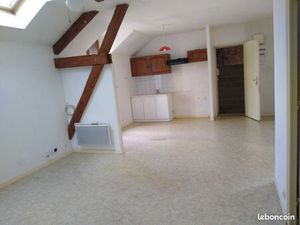 Appartement à louer à NIZY LE COMTE