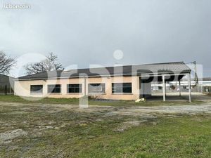 Local d'activité 450 m²