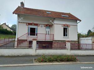 Location maison 4 pièces 90 m2 – Genouillac (23)