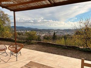 Bas de maison T3 jardin + terrain vue mer