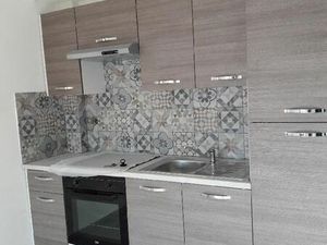 T2 Copacabana - Refait à neuf - Bail en cours - Dame retraitée