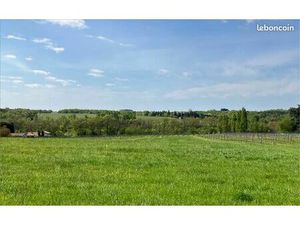 Terrain 1 500 m² Duras