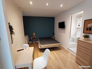 Grand Studio 25m²  centre ville Mâcon proche place aux herbes