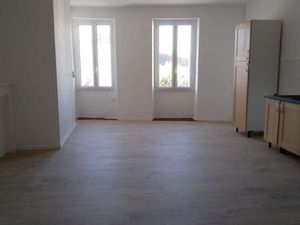 Appartement 3 pièces 60m ² Matha centre ville
