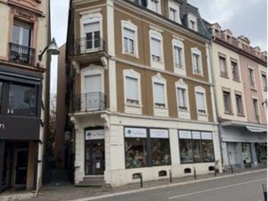 2 pièces refait de AàZ Mulhouse Opportunité