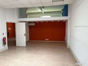 Local 125 m² AVIGNON