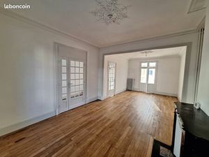 6 Pièces 130 m² Tours 37000 · Quartier Cathédrale - Blanqui