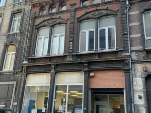 A louer: Duplex de 120 m² avec terrasse à Charleroi