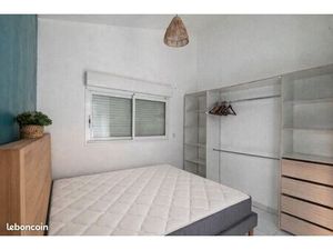 Maison à louer à l’année à La Flotte – T3 de plain-pied de 50 m² avec deux extérieurs (45 