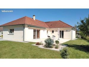 Maison de Plain-Pied - 152 m² - 7 pièces