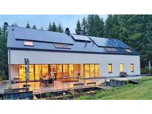 L’enfer c’est les autres et ailleurs. L’éden est ici…