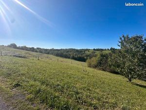 Terrain 2 064 m² Yssandon