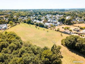 Terrain 693 m² en lotissement