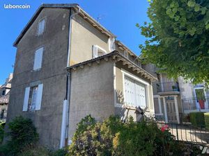 Maison 9 pièces 203 m²