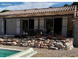 Maison meublée récente avec piscine – 94 m² – Garage – Roussillon