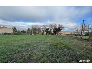 Terrain 1 186 m² Saint Sauveur