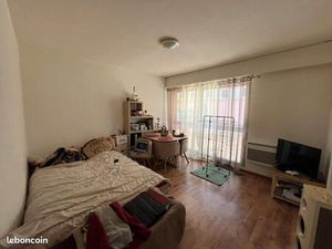 Studio 27 m2 quartier chanzy