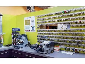 Cordonnerie clé en main très rentable – Galerie marchande – CA 145 000