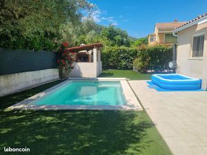 CHARMANTE MAISON individuelle 85M2 avec piscine et jardin au calme