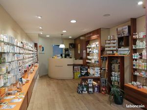 LOCAL COMMERCIAL 40M² ANGERS Coeur de ville emplacement stratégique & lumineux