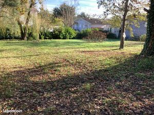 Terrain à bâtir de 1300 m2