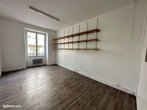 Local 43 m² Paris 12ème