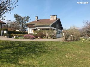 Maison individuelle dessinée par l’architecte Planque à vendre à Saint-Jorioz – Grand volu