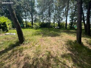 Terrain 1 043 m² Dirac