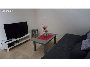 T1bis vue Pyrenees et Golf de la Bigorre