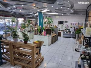 Fond de commerce fleurs cadeaux