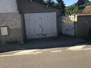 Rare terrain + dépendance