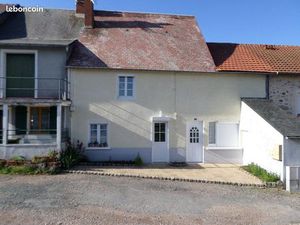 Appartement avec trois studios