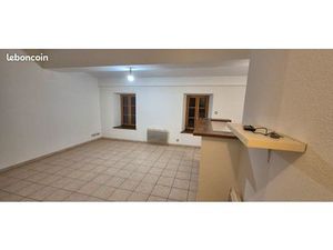 Appartemeent T2 à louer de 45 m² Limoux centre ville