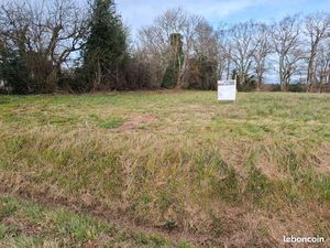 Terrain constructible 900m²