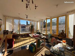 Immeuble 295 m² Condom