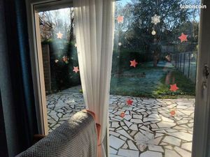 A vendre maison de ville ds la rue des ballades