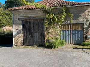 Entre MANSLE et RUFFEC