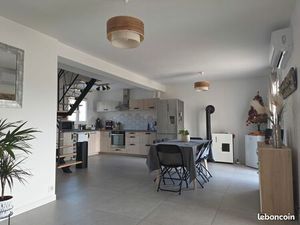 MAISON 5 Pièces 111 m2 Vue Mer