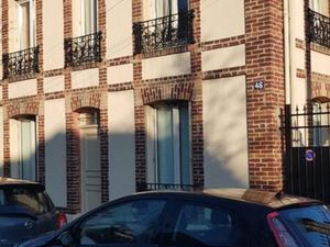 Maison à vendre à villemomble proche de la gare de RER de gagny   de l'église   du marché 