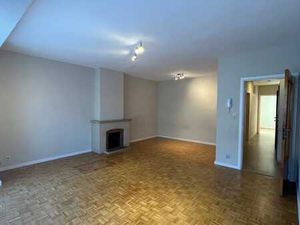 Appartement 2 chambres près de la place du miroir