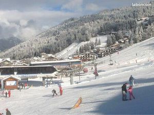 Les Gets Front de neige Appart 42 M2 ski aux pieds