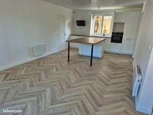 Appartement refait à neuf 4 pièces 3 chambres 78 2m² bord de Seine avec parking jardin et 
